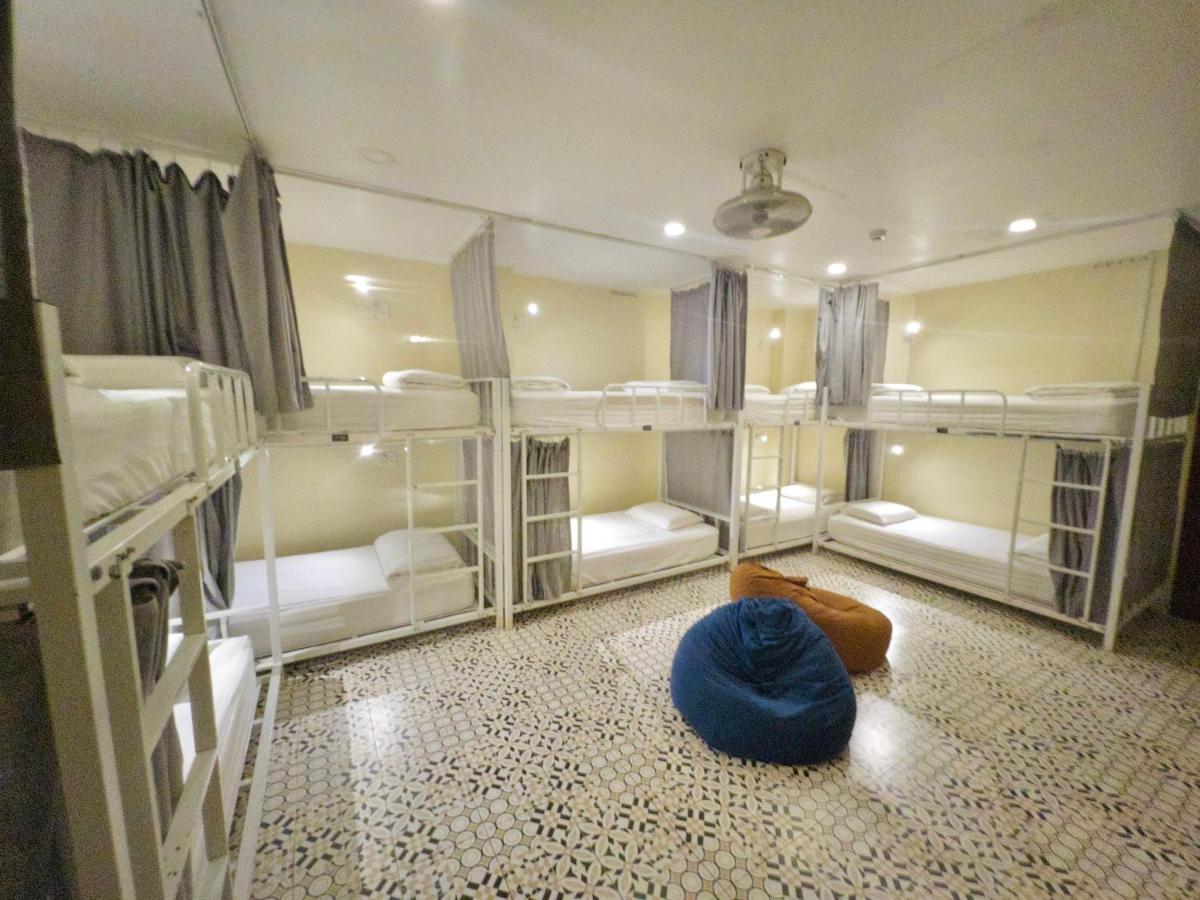 Vy Da Backpacker Hostel Хошимін Екстер'єр фото