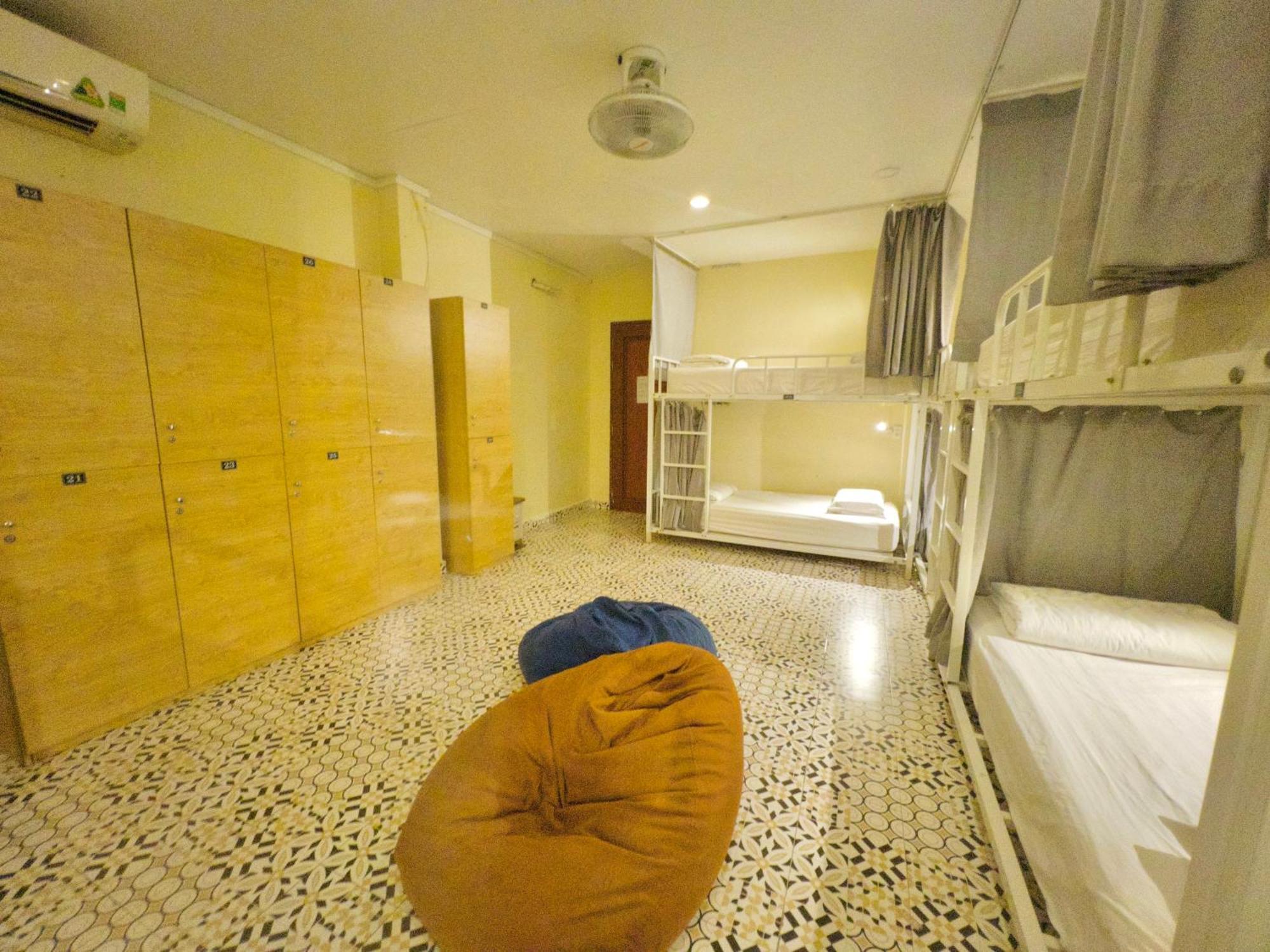 Vy Da Backpacker Hostel Хошимін Екстер'єр фото
