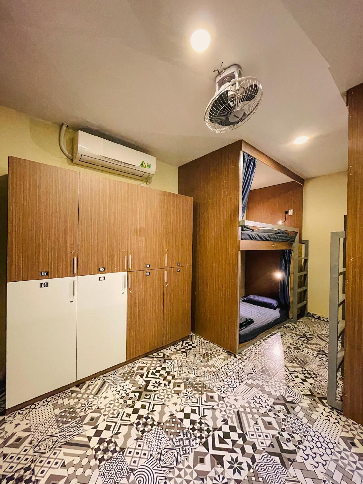 Vy Da Backpacker Hostel Хошимін Екстер'єр фото